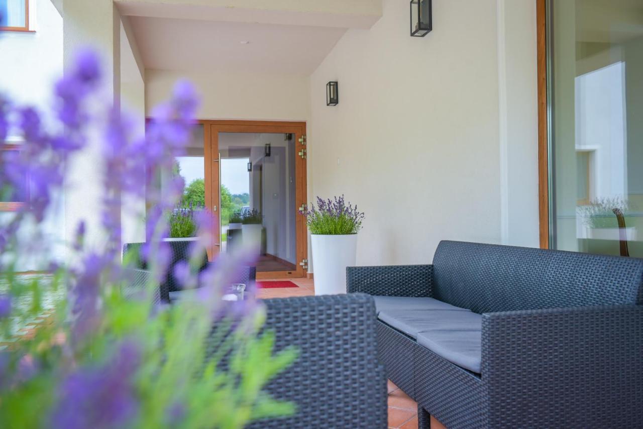 Villa Krolewiec - 1,5Km Od Energylandii Zator Bagian luar foto