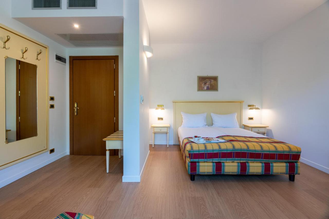 Villa Krolewiec - 1,5Km Od Energylandii Zator Bagian luar foto